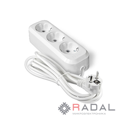 Удлинитель 3х5м с заземл. IP20 Е-303А ПВС 3х1.5 Universal 1723