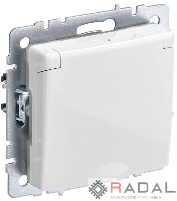 Розетка BRITE РСбш10-3-БрБ 16А IP20 с заземл. защ. шторки с крышкой бел. IEK BR-R16-16-K01