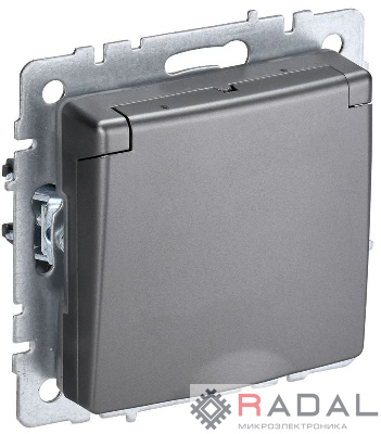 Розетка BRITE РСбш10-3-44-БрС 16А IP44 с заземл. защ. шторки с крышкой сталь IEK BR-R16-16-44-K46