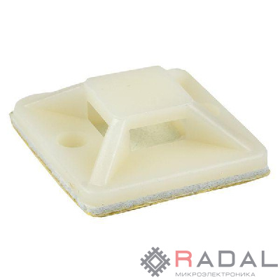 Площадка самоклеящаяся 40х40мм бел. (уп.100шт) EKF plc-40x40