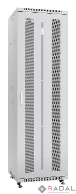 Шкаф монтажный телекоммуникационный напольн. ND-05C-42U60/100 19дюйм 42U 600х1000х2055мм для распределит. и серверн. оборудования; передн. и задн. перфорир. двери ручка с замком RAL 7035 сер. Cabeus 7205c