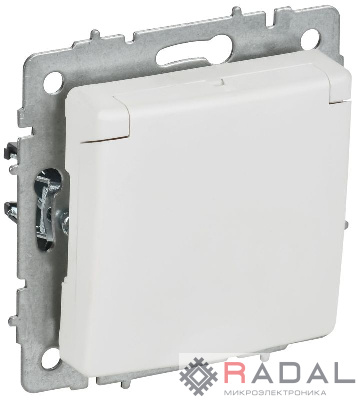 Розетка BRITE РСбш10-3-БрАБ 16А IP20 с заземл. защ. шторки с крышкой механизм арктич. бел. IEK BR-R16-16-K91