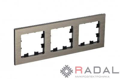 Рамка 3-м AtlasDesign Nature металл латунь SchE ATN312203