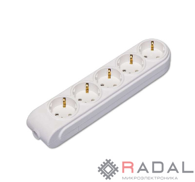 Колодка удлинителя 5-м с заземл. защ. шторки Makel N5210000