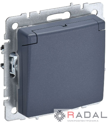 Розетка BRITE РСбш10-3-БрМ 16А IP20 с заземл. защ. шторки с крышкой маренго IEK BR-R16-16-K35